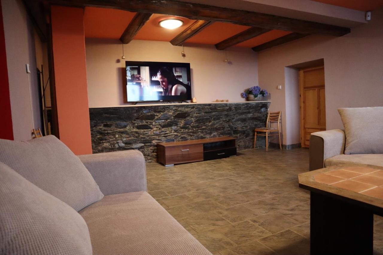 Prazdninovy Dum Jirkov Villa Zelezny Brod Dış mekan fotoğraf