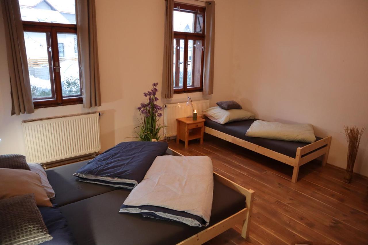 Prazdninovy Dum Jirkov Villa Zelezny Brod Dış mekan fotoğraf